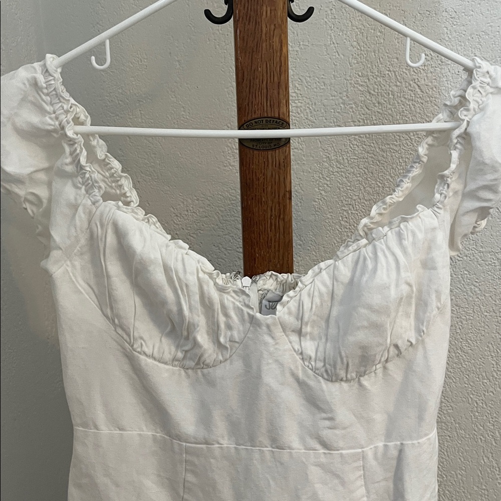 Selfie Leslie Heaven Sent puff sleeve dress - Picture 4 of 8